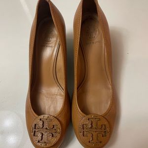 Tory Burch Heals